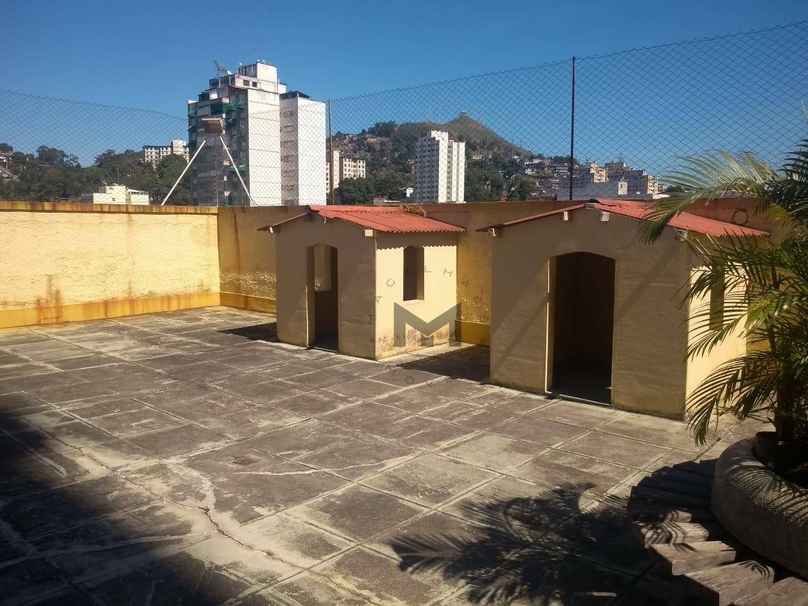 Apartamento à venda com 2 quartos, 60m² - Foto 15