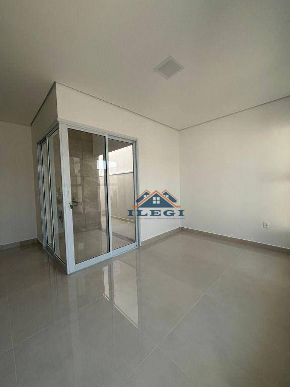 Casa à venda com 3 quartos, 91m² - Foto 5