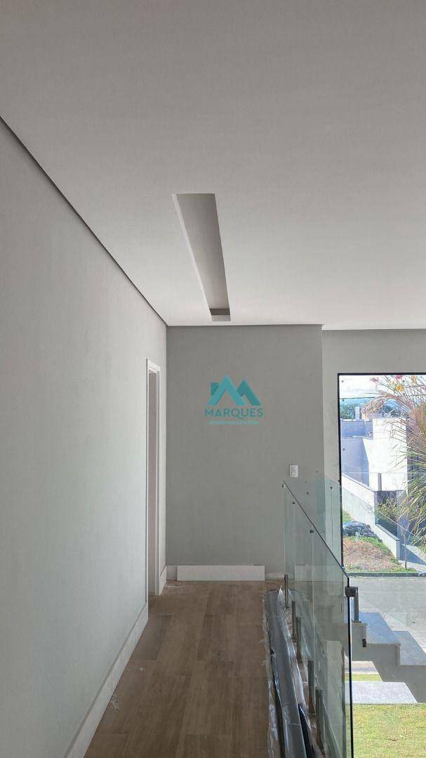 Casa, 3 quartos, 247 m² - Foto 4