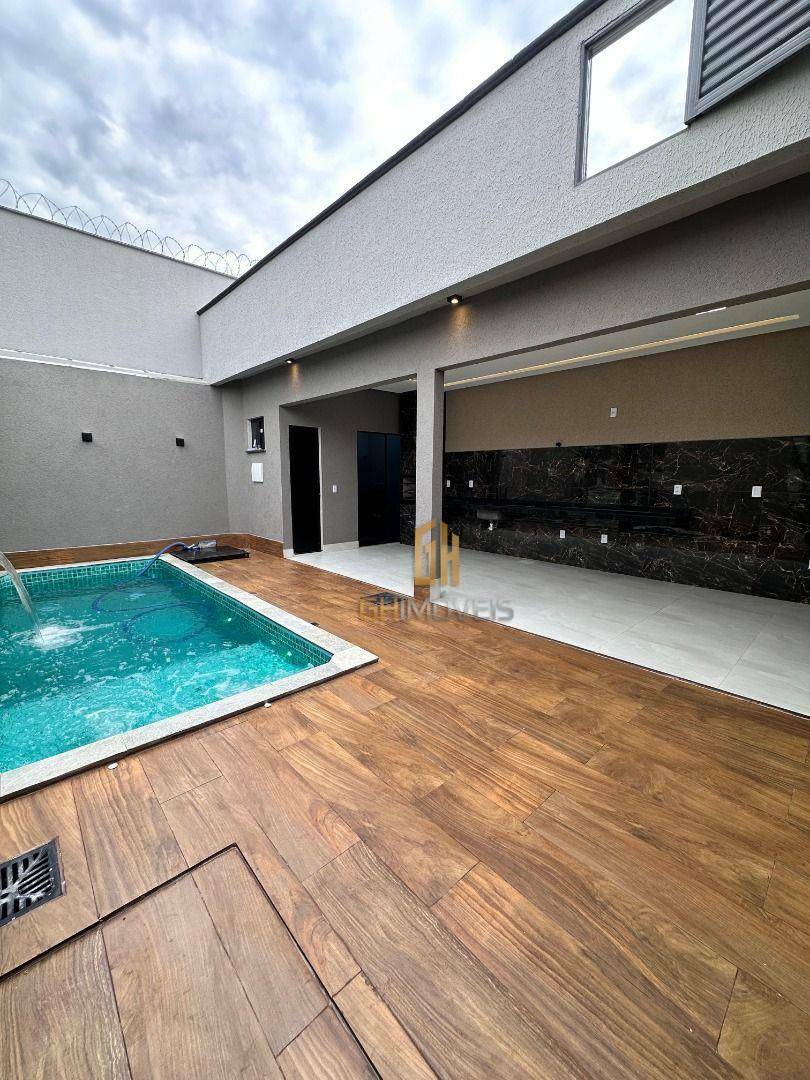 Casa à venda com 3 quartos, 150m² - Foto 2