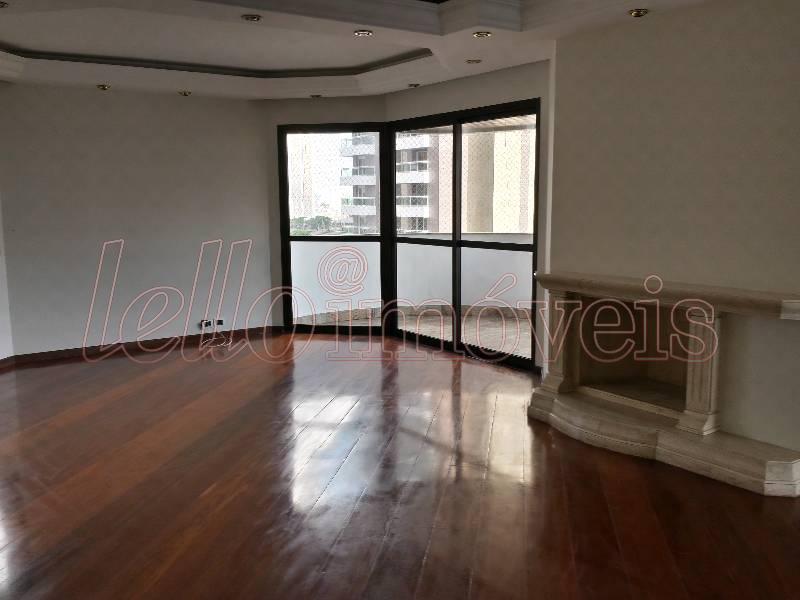 Apartamento para alugar com 4 quartos, 250m² - Foto 1