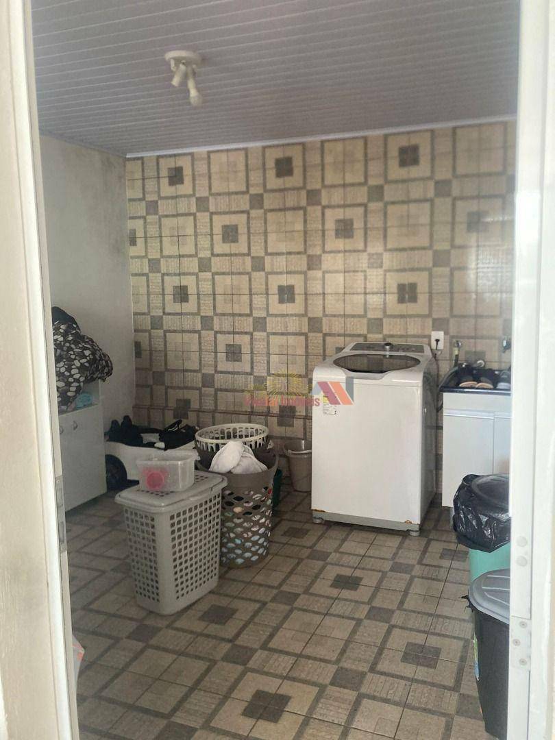 Sobrado à venda com 3 quartos, 200m² - Foto 22