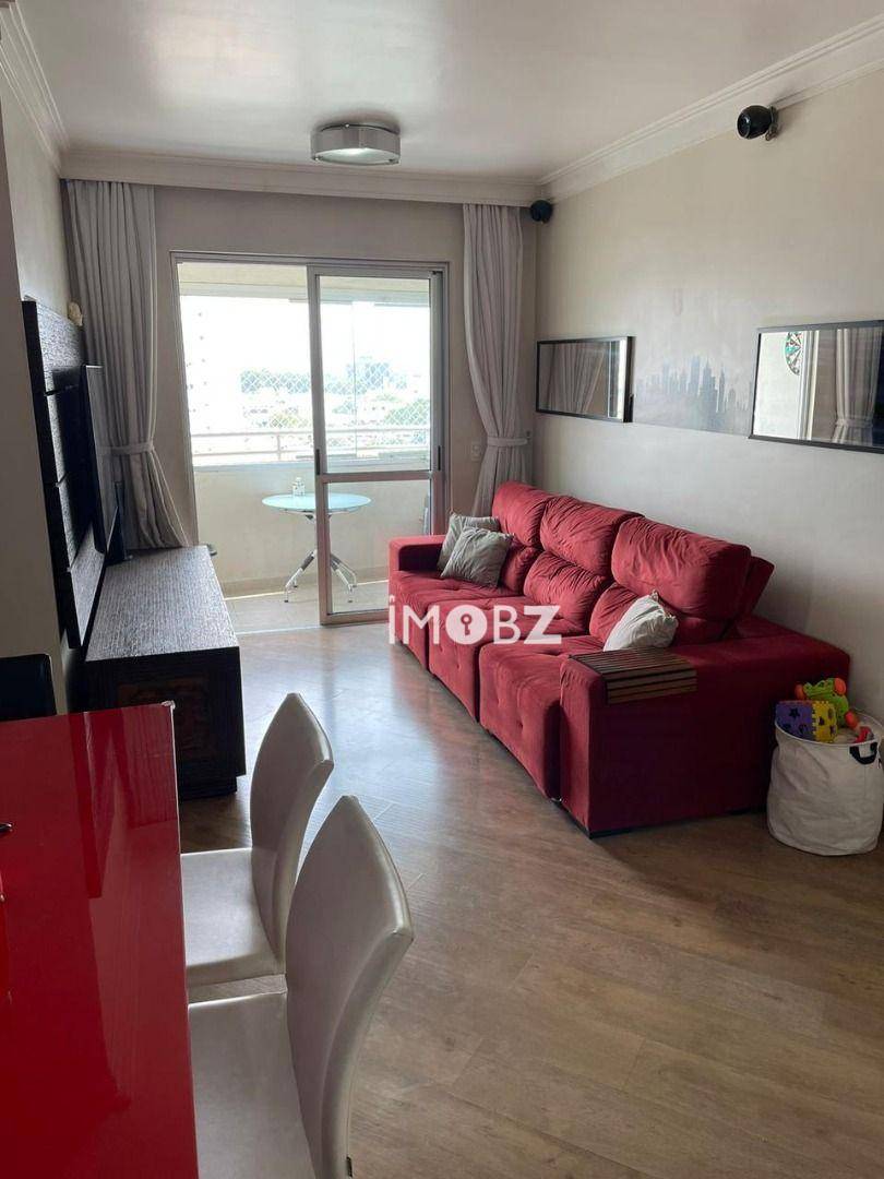 Apartamento à venda com 3 quartos, 67m² - Foto 2