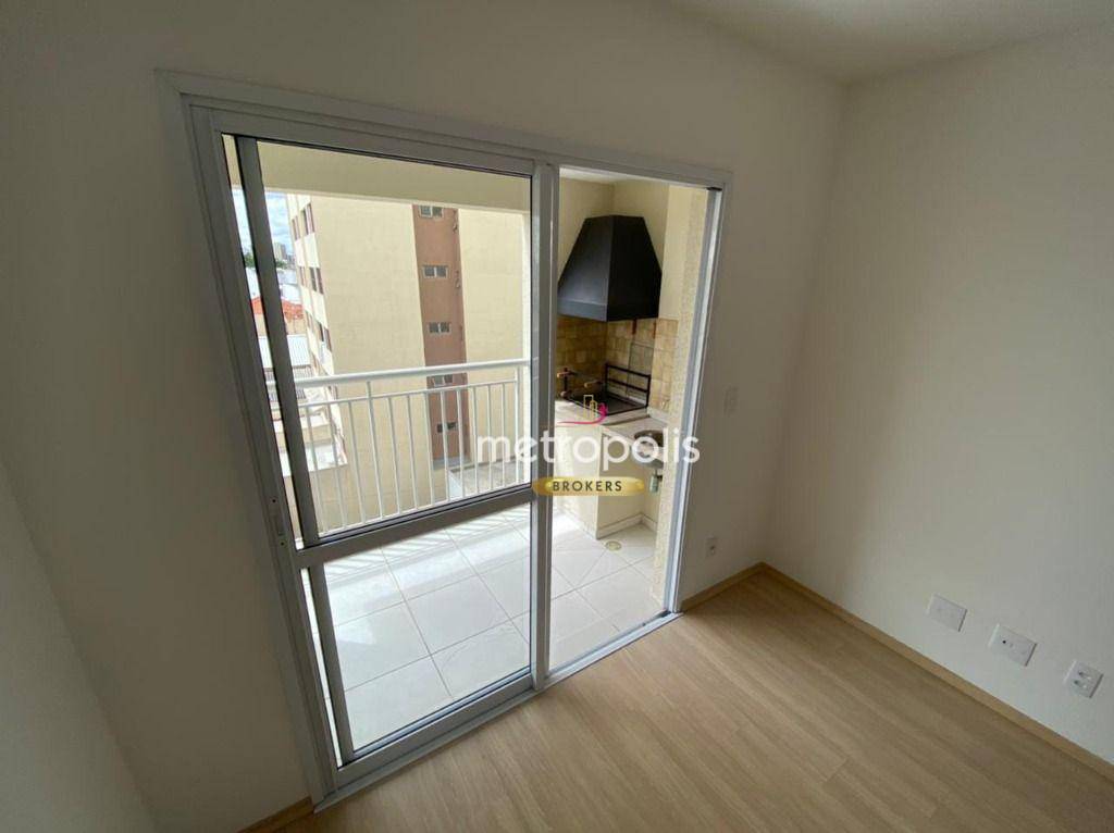 Apartamento à venda com 2 quartos, 64m² - Foto 2