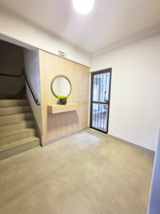 Apartamento à venda com 2 quartos, 84m² - Foto 1