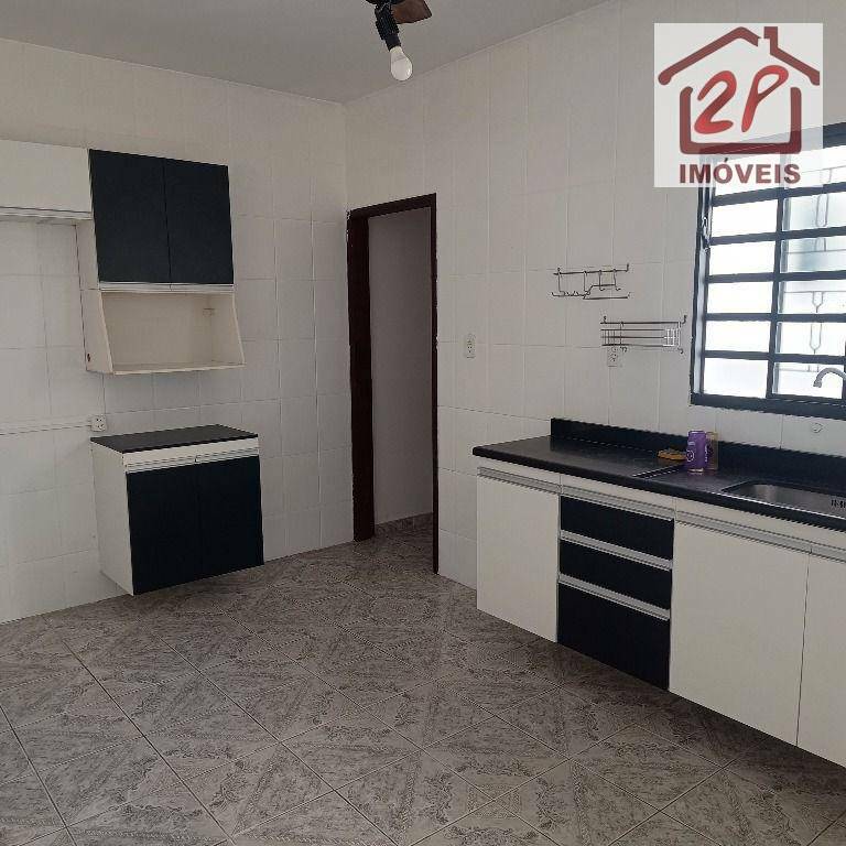 Casa à venda com 2 quartos, 125M2 - Foto 3