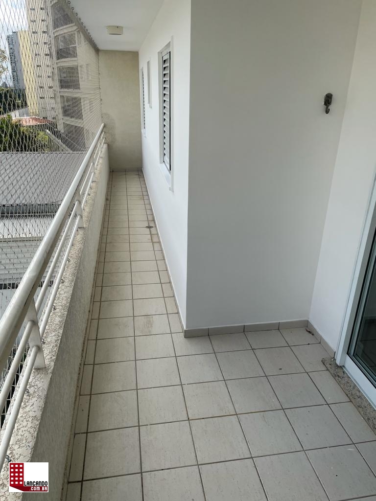 Apartamento à venda com 3 quartos, 79m² - Foto 1