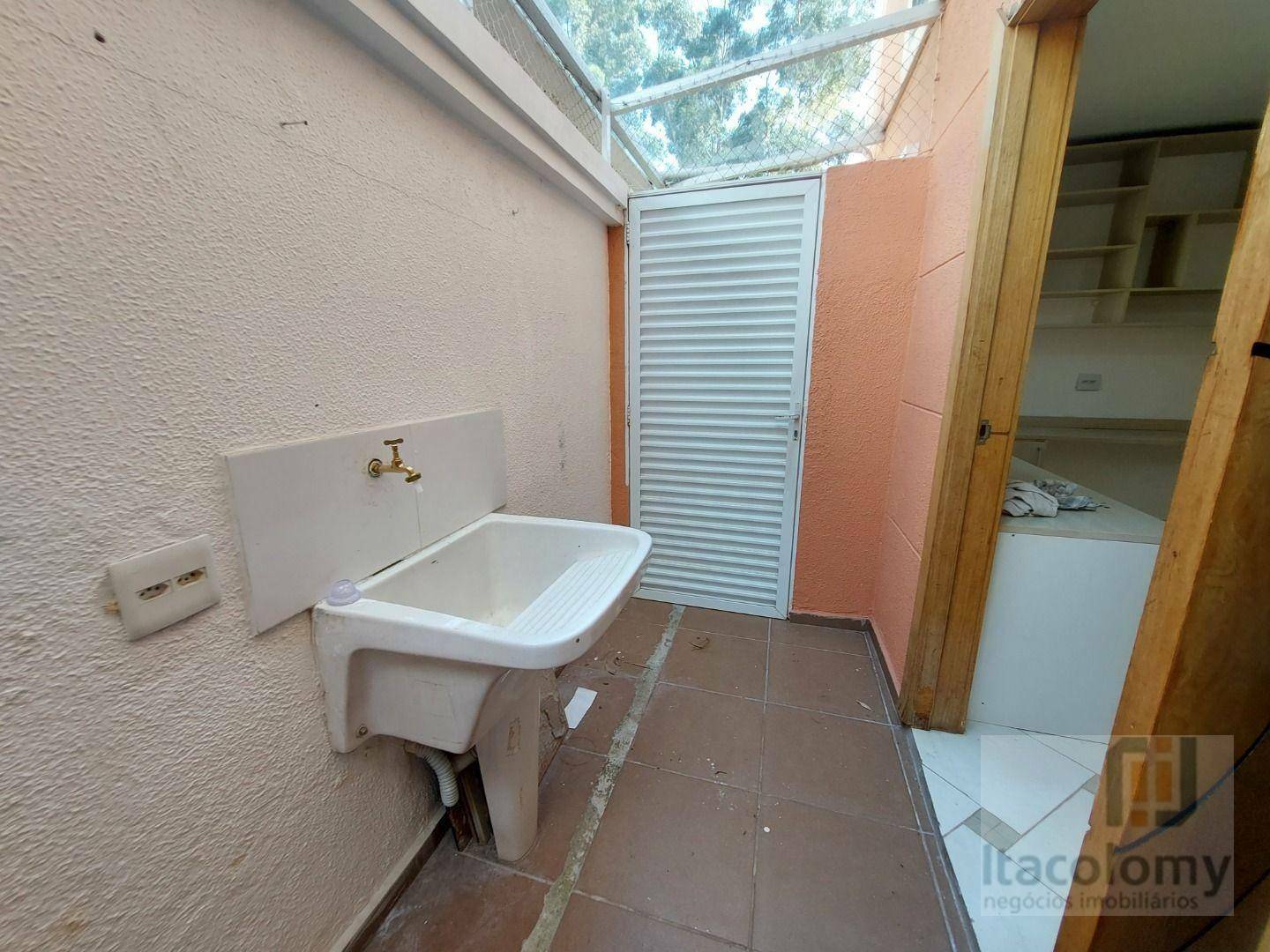 Casa de Condomínio para alugar com 3 quartos, 180m² - Foto 28