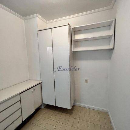 Apartamento para alugar com 2 quartos, 230m² - Foto 24