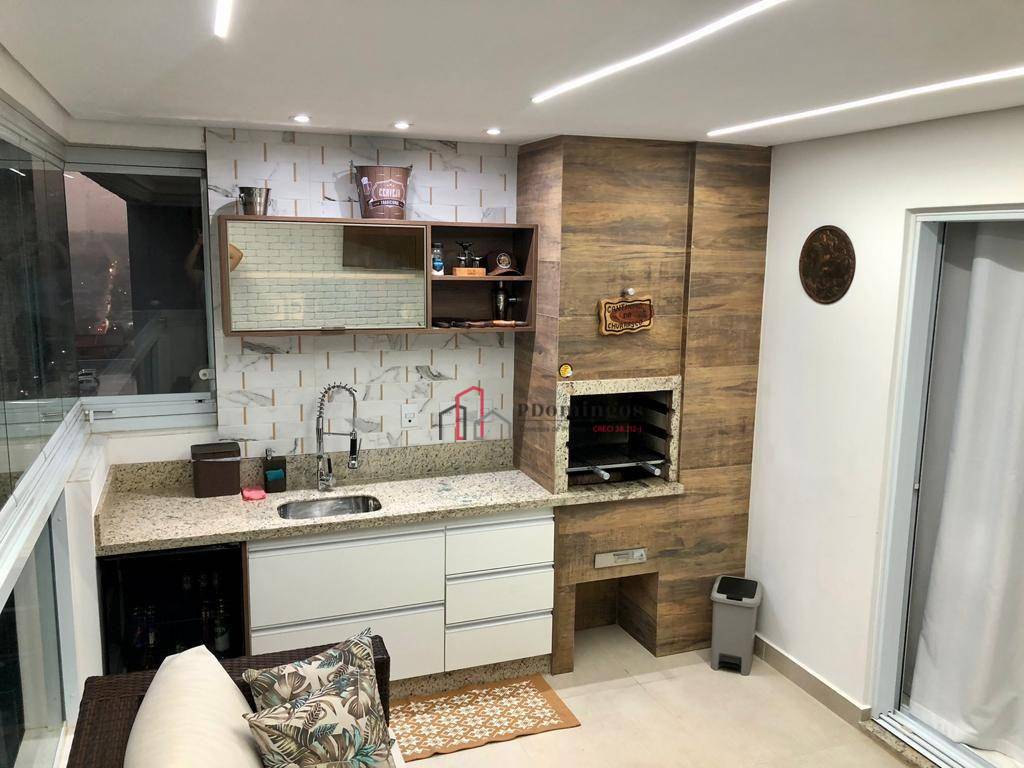 Apartamento à venda com 3 quartos, 124m² - Foto 2