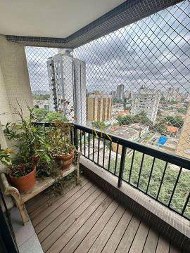 Apartamento à venda com 3 quartos, 113m² - Foto 18