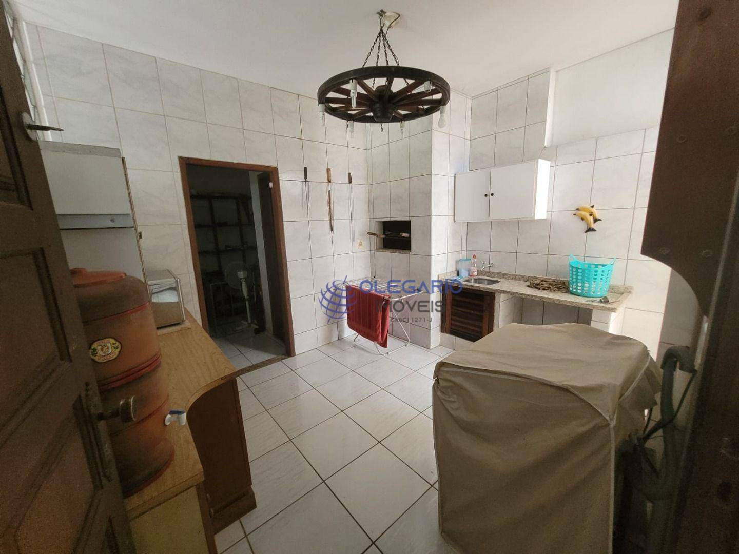 Casa à venda com 5 quartos, 170m² - Foto 11