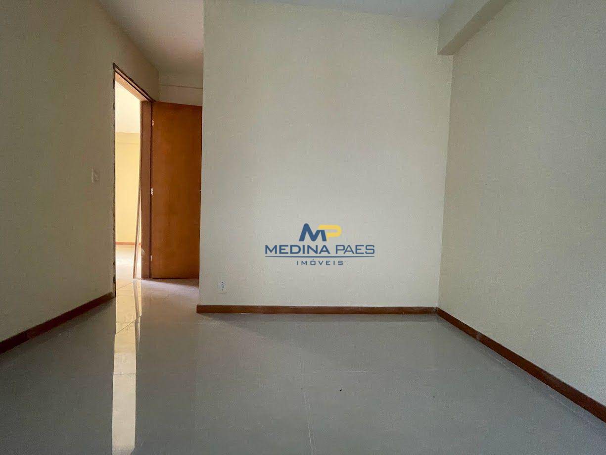 Apartamento à venda com 2 quartos, 65m² - Foto 11