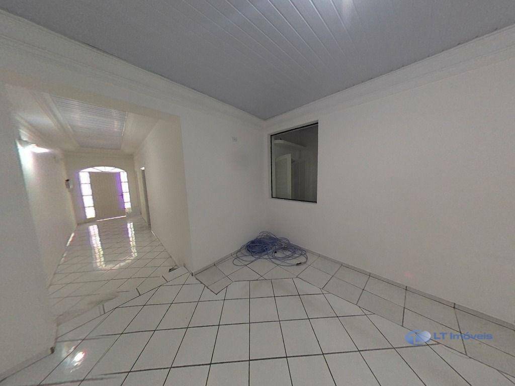 Casa para alugar com 3 quartos, 112m² - Foto 9