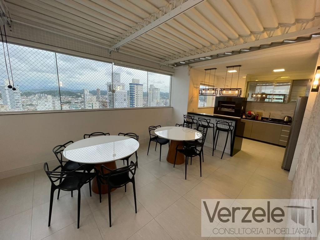 Cobertura à venda com 4 quartos, 225m² - Foto 7