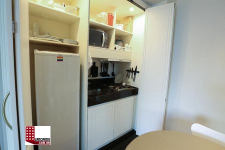 Apartamento à venda com 1 quarto, 34m² - Foto 4