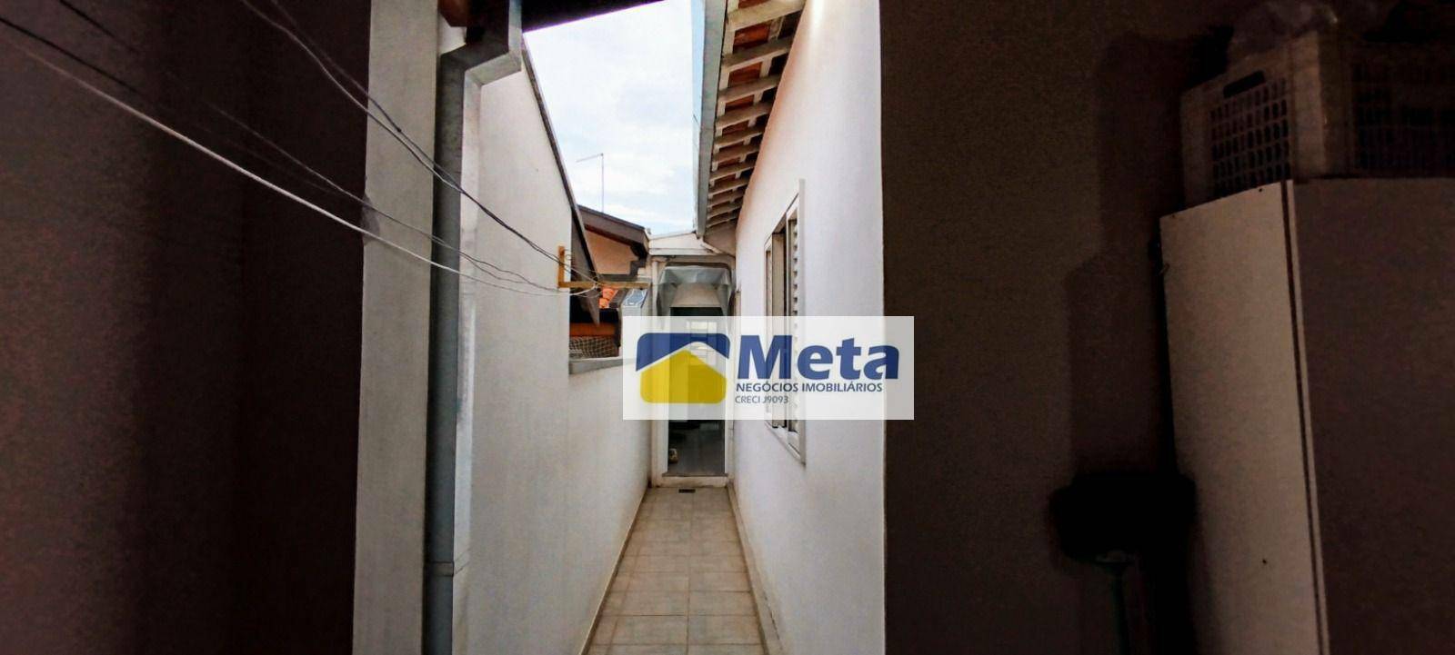 Casa à venda com 2 quartos, 100m² - Foto 14