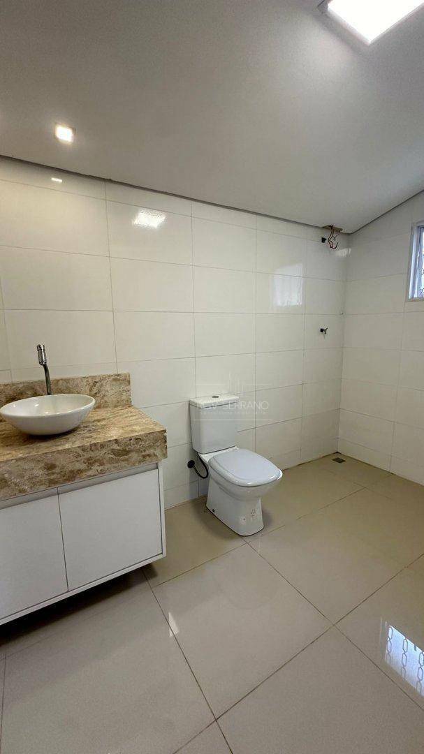 Chácara para alugar com 3 quartos, 246m² - Foto 17