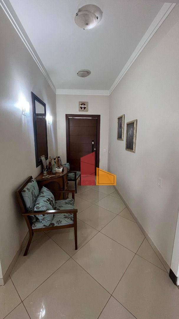 Casa de Condomínio à venda com 4 quartos, 300m² - Foto 17