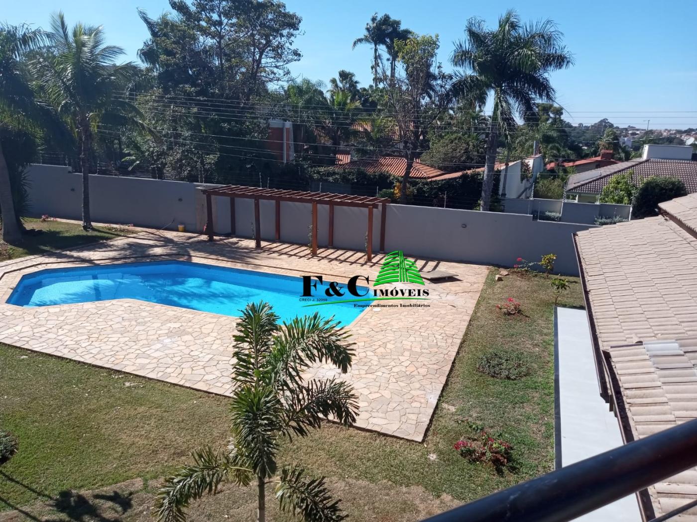 Casa de Condomínio à venda com 3 quartos, 1550m² - Foto 1