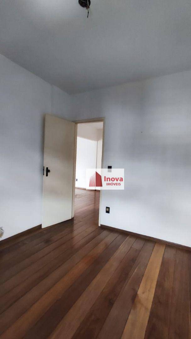 Apartamento para alugar com 3 quartos, 122m² - Foto 22