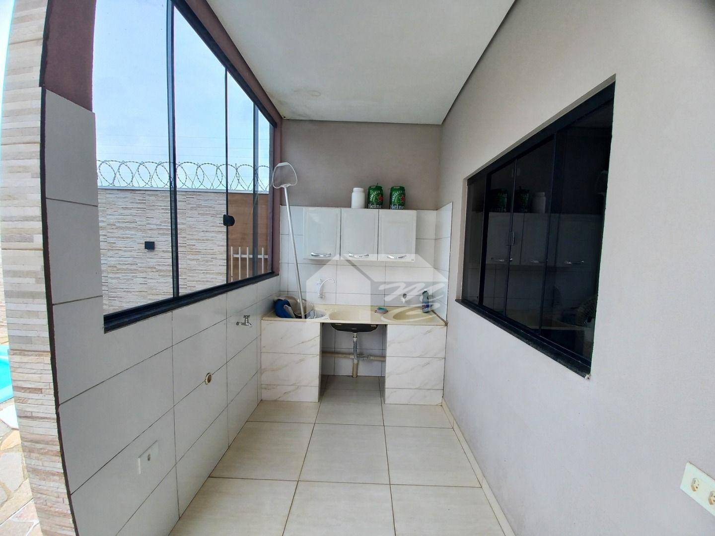 Casa à venda e aluguel com 2 quartos, 222m² - Foto 11