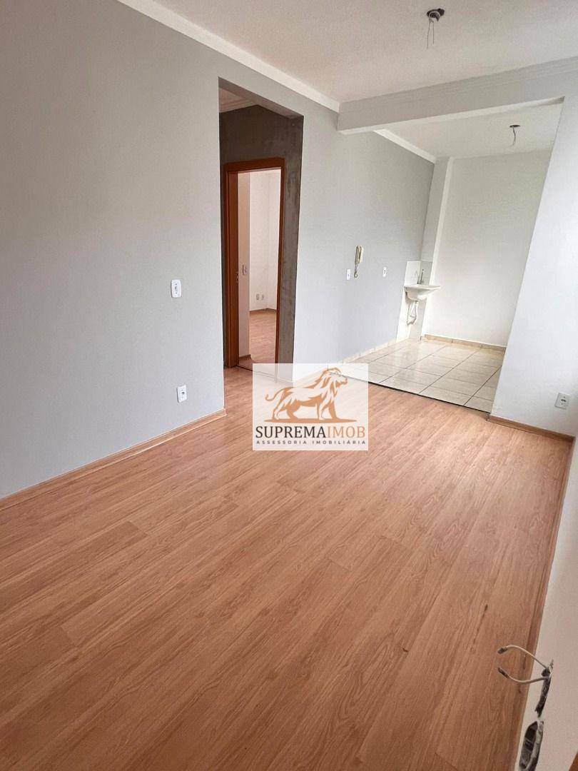 Apartamento à venda com 2 quartos, 45m² - Foto 1