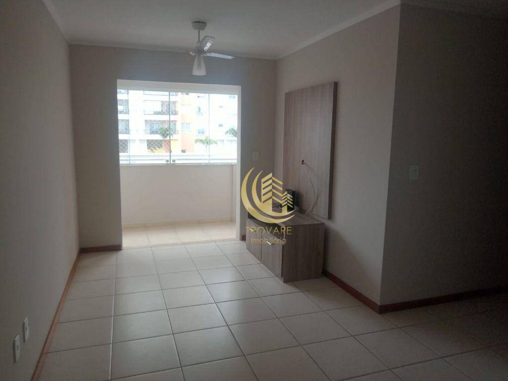 Apartamento à venda com 2 quartos, 62m² - Foto 16