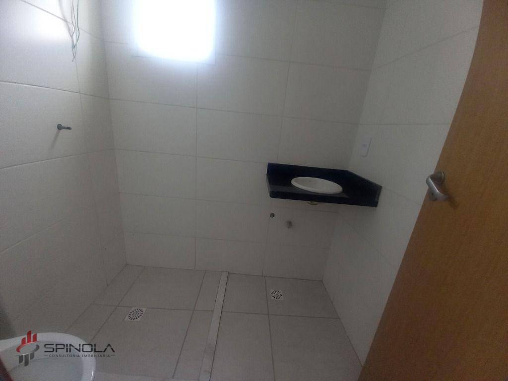 Apartamento à venda com 2 quartos, 68m² - Foto 25