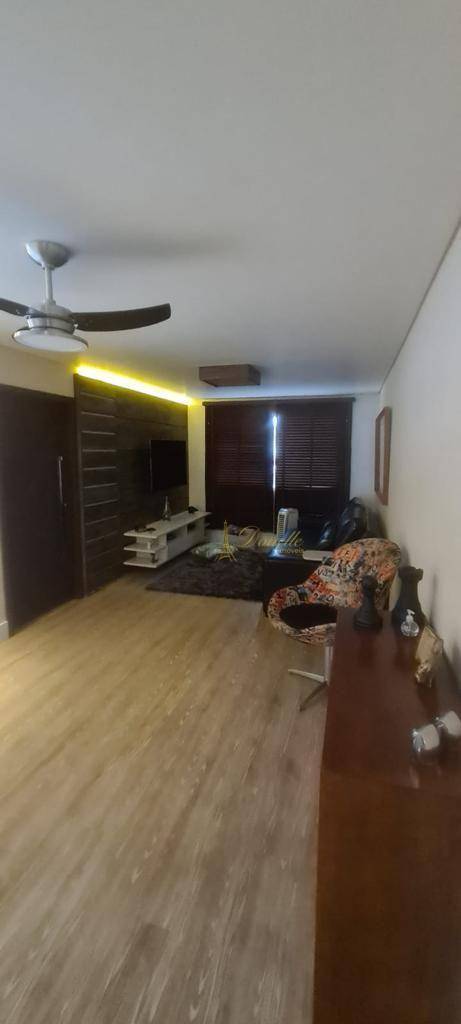 Sobrado à venda com 3 quartos, 220m² - Foto 13