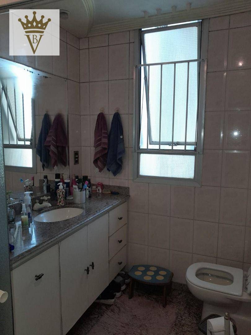 Apartamento à venda com 3 quartos, 140m² - Foto 25