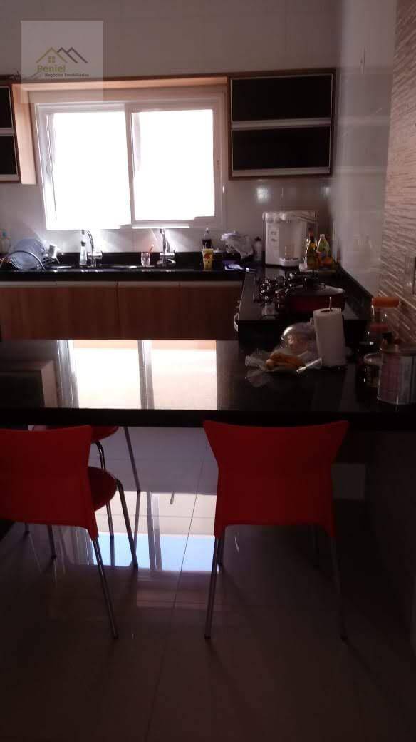 Sobrado à venda com 3 quartos, 230m² - Foto 9