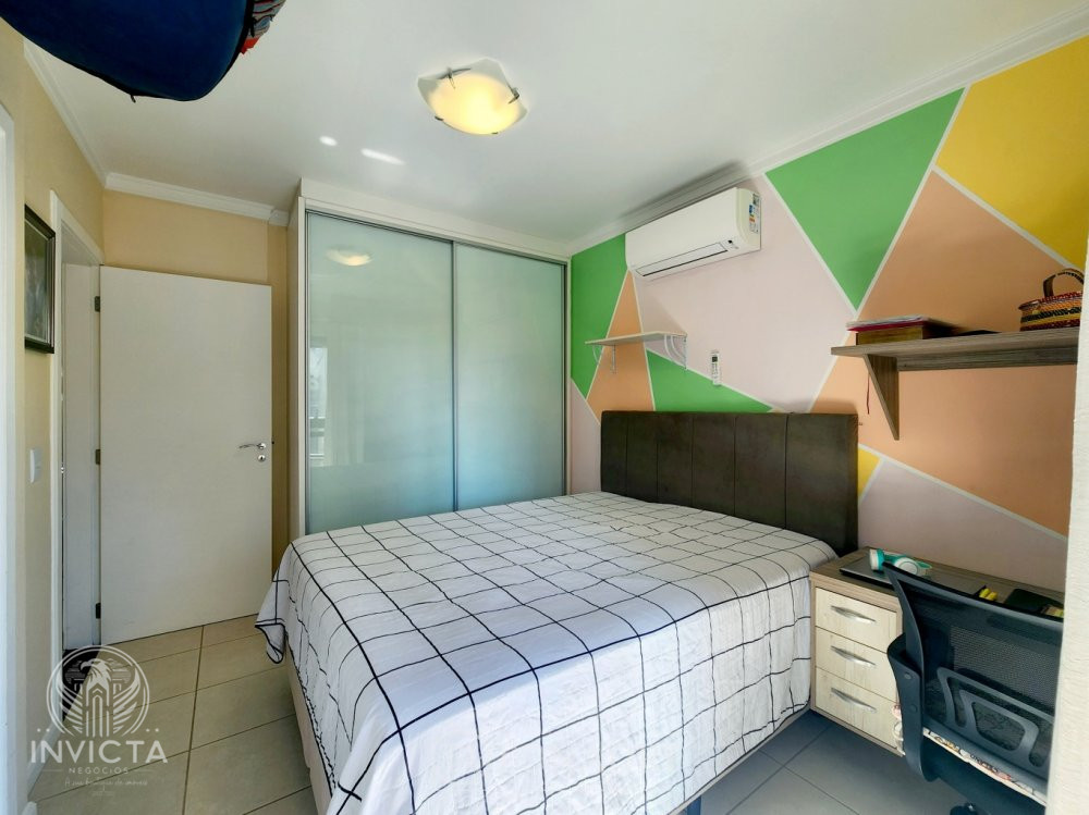 Apartamento à venda com 3 quartos, 133m² - Foto 17