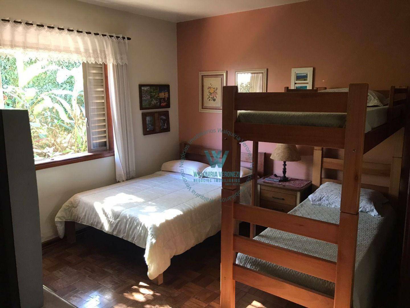 Casa à venda com 3 quartos, 206m² - Foto 6