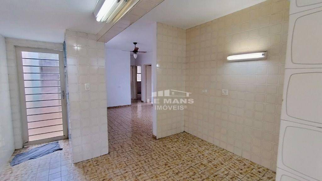 Casa à venda com 3 quartos, 153m² - Foto 9