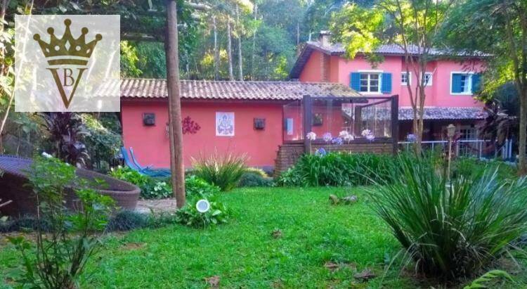 Casa de Condomínio à venda com 3 quartos, 270m² - Foto 1