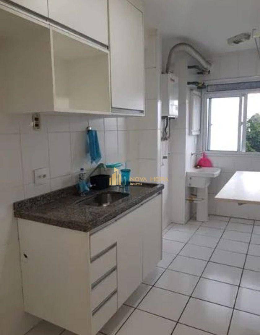 Apartamento à venda com 2 quartos, 61m² - Foto 1