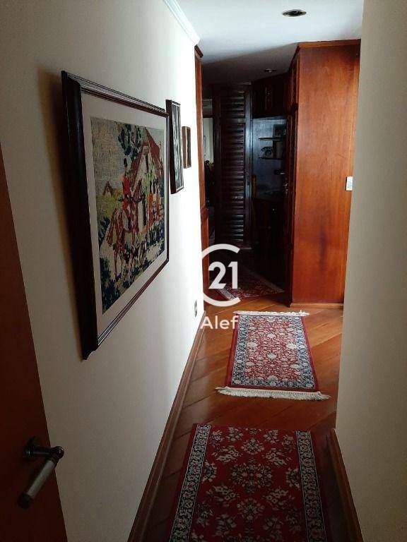 Apartamento à venda com 4 quartos, 186m² - Foto 12