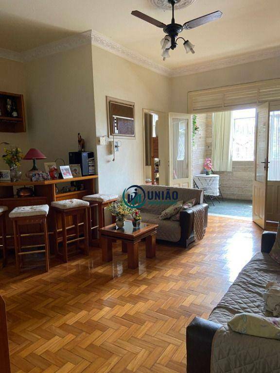 Casa à venda com 4 quartos, 110M2 - Foto 1