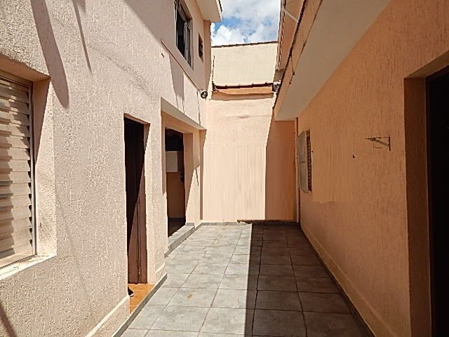 Casa à venda com 2 quartos, 150m² - Foto 16