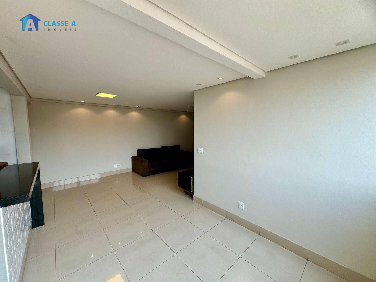 Apartamento à venda com 3 quartos, 90m² - Foto 3