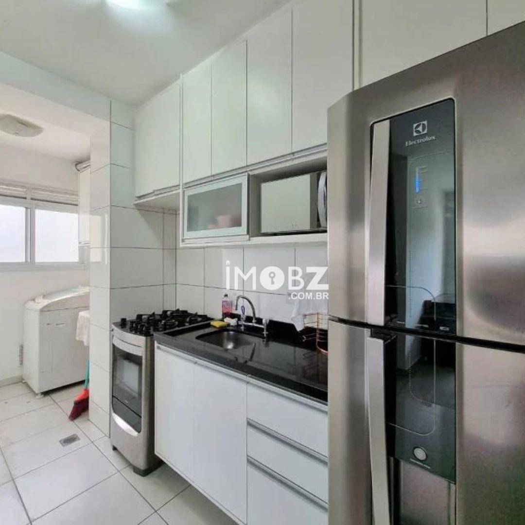 Apartamento à venda com 3 quartos, 66m² - Foto 3