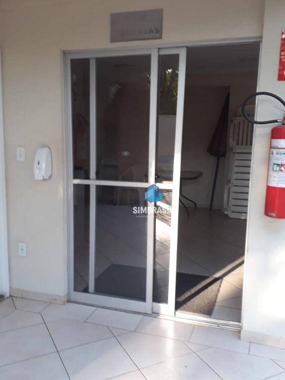 Apartamento à venda com 2 quartos, 41m² - Foto 17