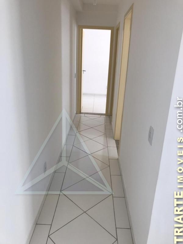 Apartamento à venda com 2 quartos, 49m² - Foto 3