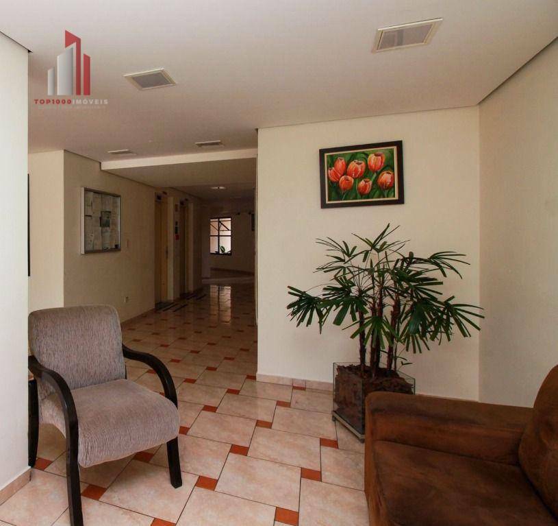 Apartamento à venda com 2 quartos, 66m² - Foto 4