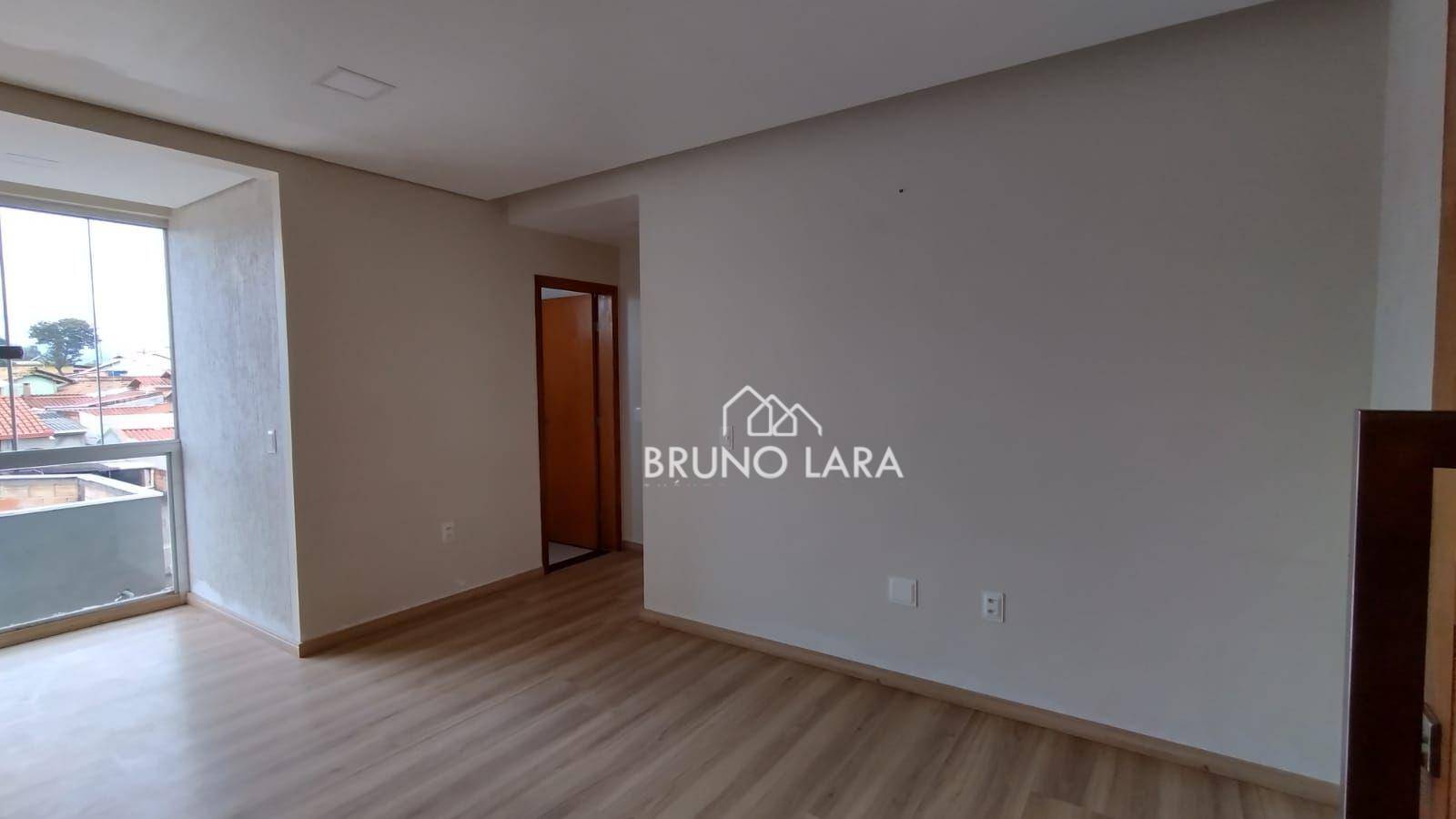 Apartamento à venda com 3 quartos, 90m² - Foto 4