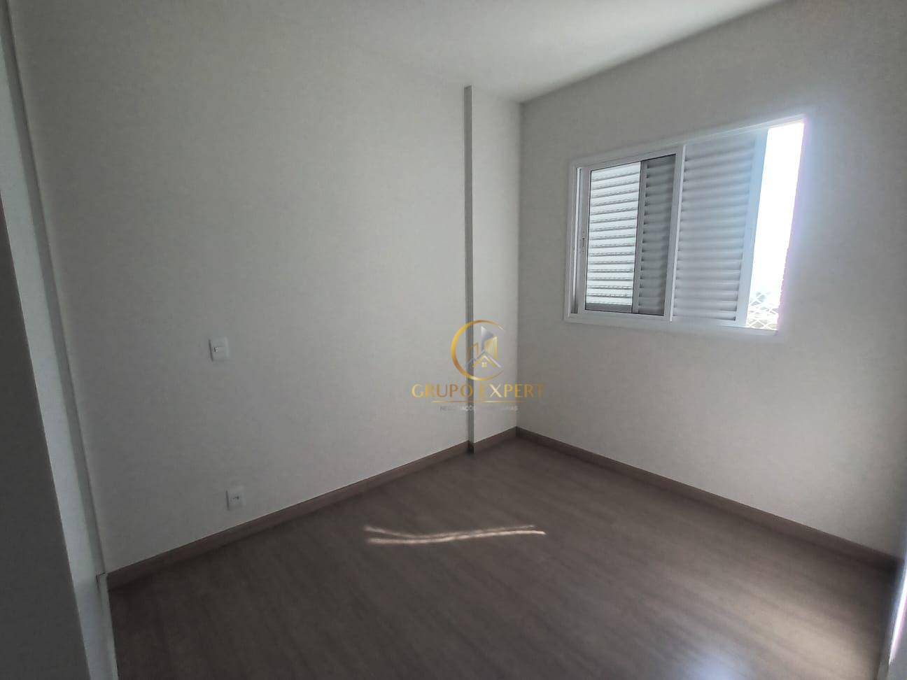 Apartamento à venda com 2 quartos, 81m² - Foto 7