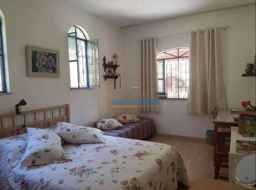 Sítio à venda com 5 quartos, 300m² - Foto 19