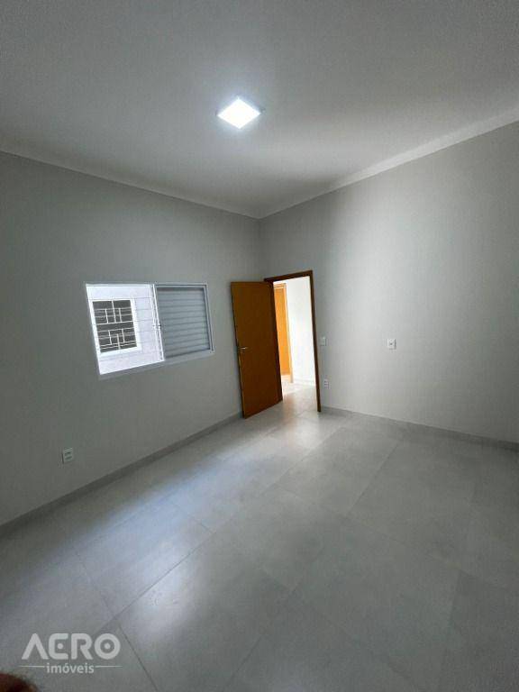 Casa à venda com 3 quartos, 180m² - Foto 18