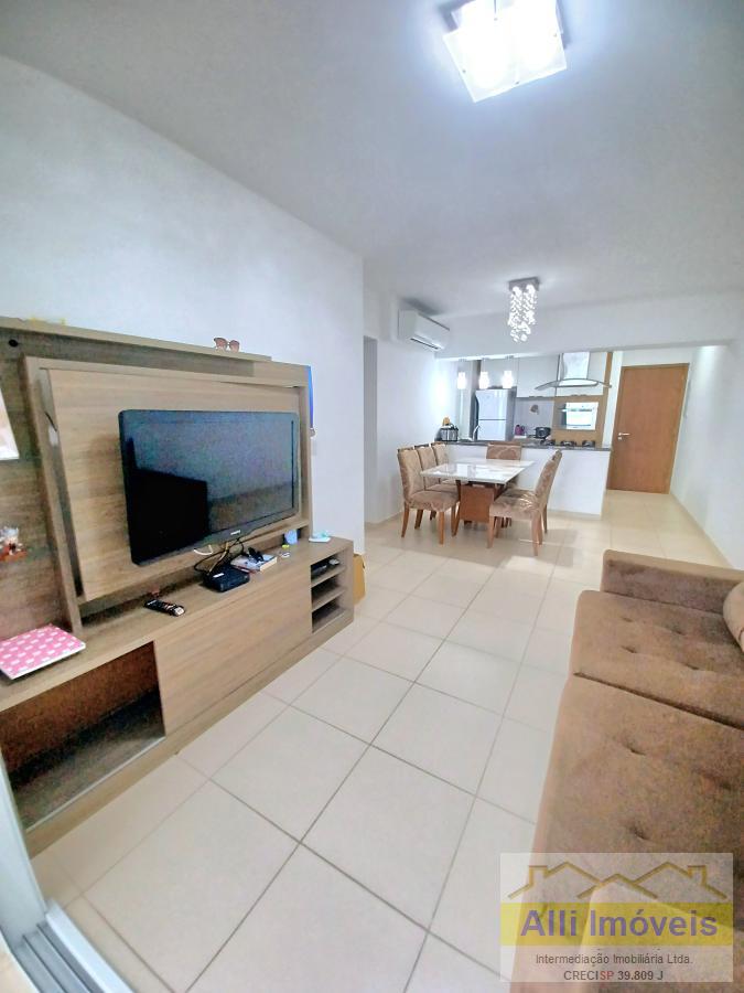 Apartamento à venda com 2 quartos, 80m² - Foto 2